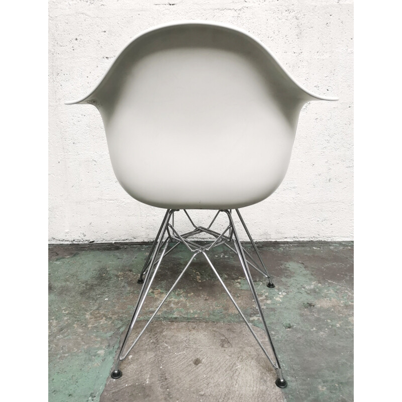 Vintage DAR Eames armchair for Vitra