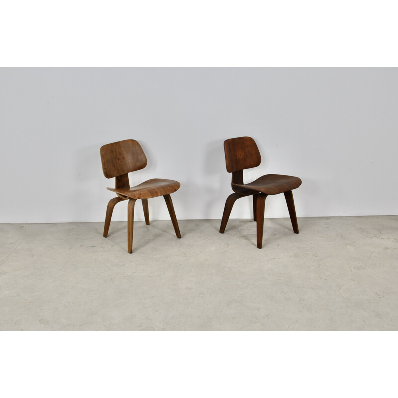 Pair of vintage DCW plywood chair by Charles and Ray Eames for Evans 1950s