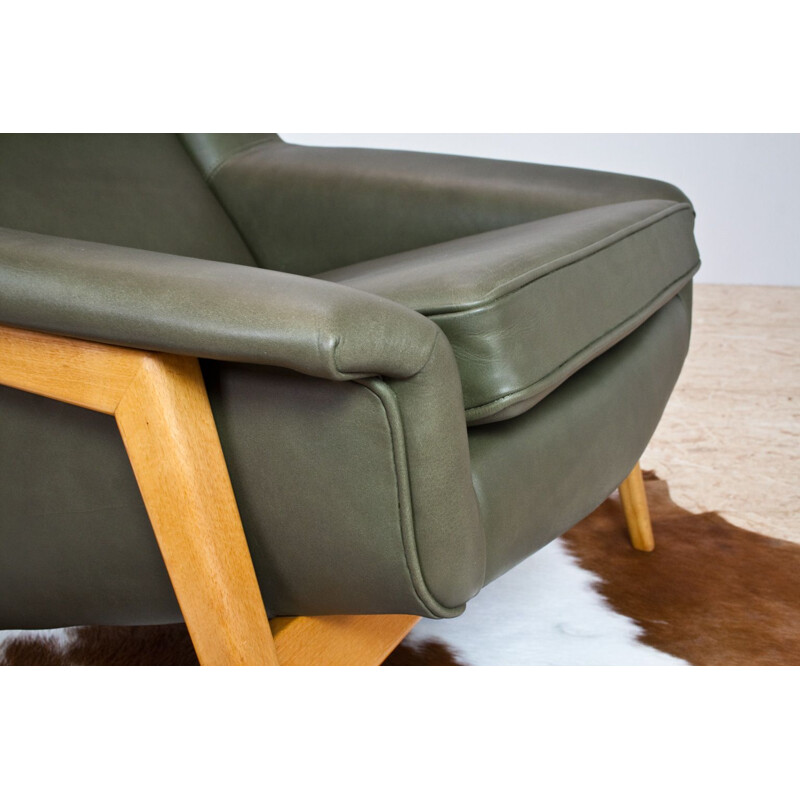 Vintage green leather armchair by Folke Ohlsson for Fritz Hansen 1960s