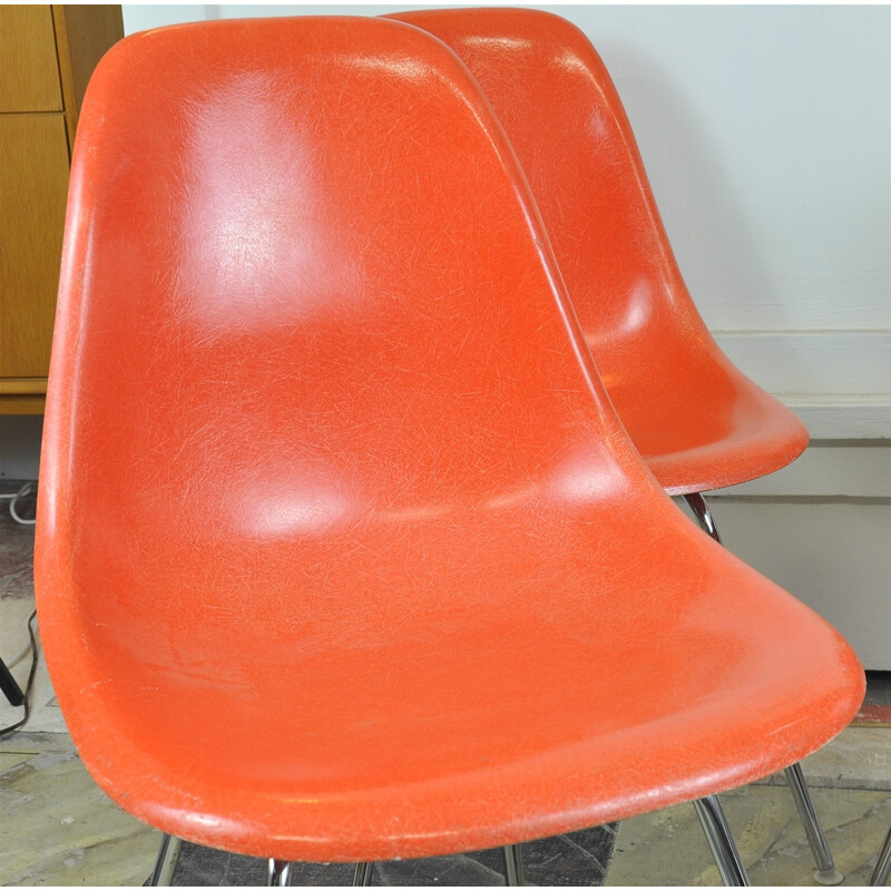 Set of 4 Vitra "DSX" chairs in orange fiberglass, Charles & Ray EAMES - 1970s