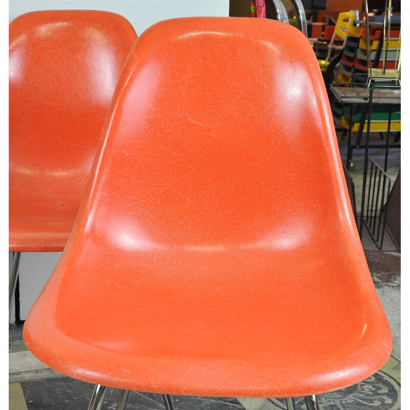 Set of 4 Vitra "DSX" chairs in orange fiberglass, Charles & Ray EAMES - 1970s