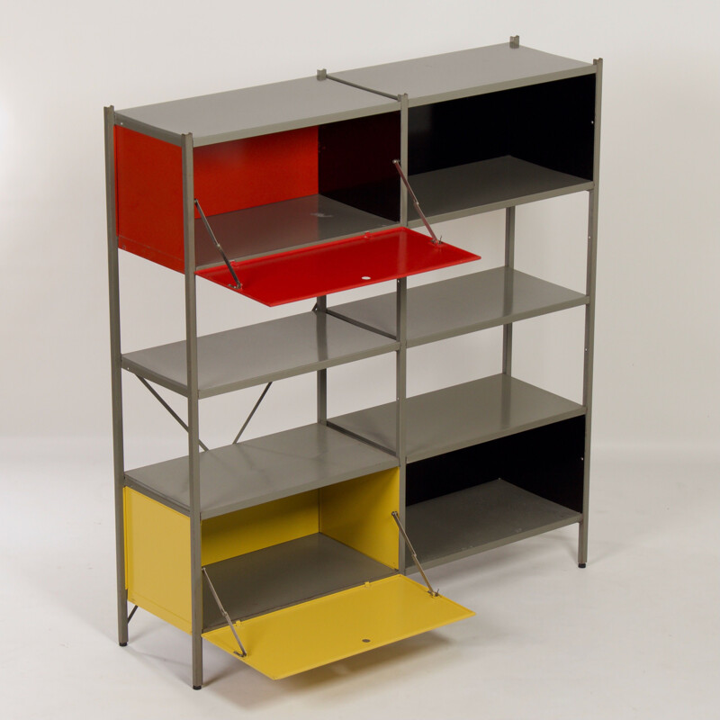 Vintage shelf model 663 by Wim Rietveld for Gispen 1950