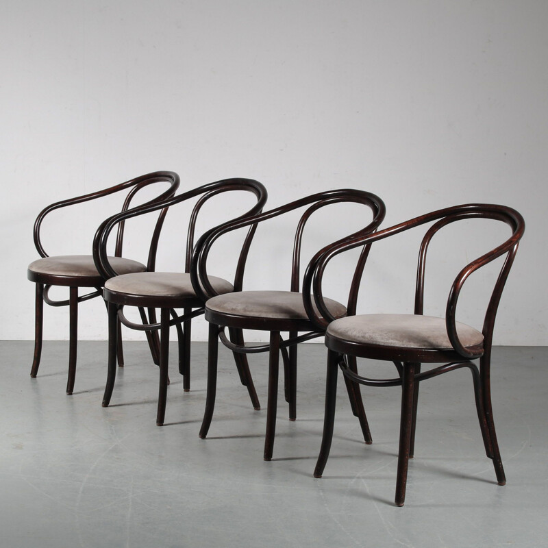 Set of 4 vintage B9 chairs by Thonet, France 1970