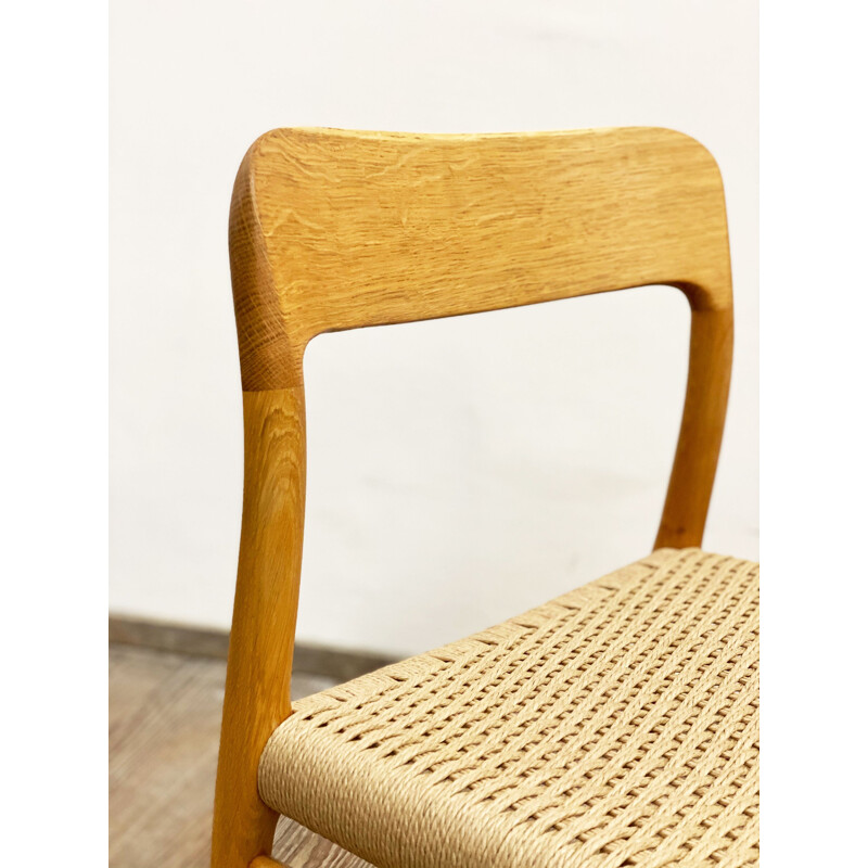 Silla vintage de roble modelo 75 de Niels O. Møller para J.L. Moller Dinamarca 1950