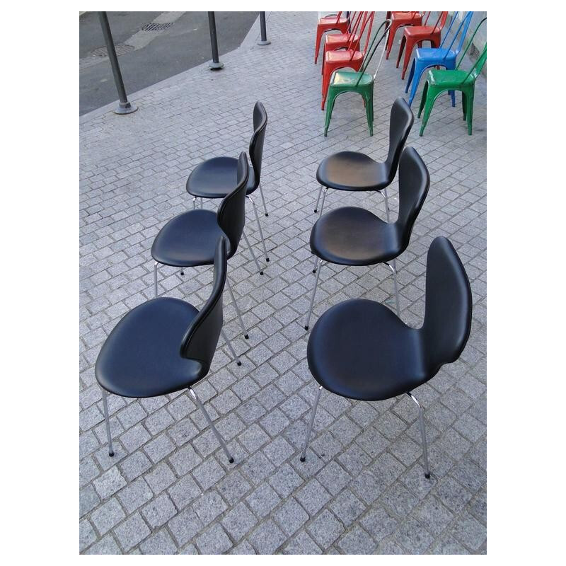 Set of 6 Fritz Hansen "3107" in black leather, Arne JACOBSEN - 1970s