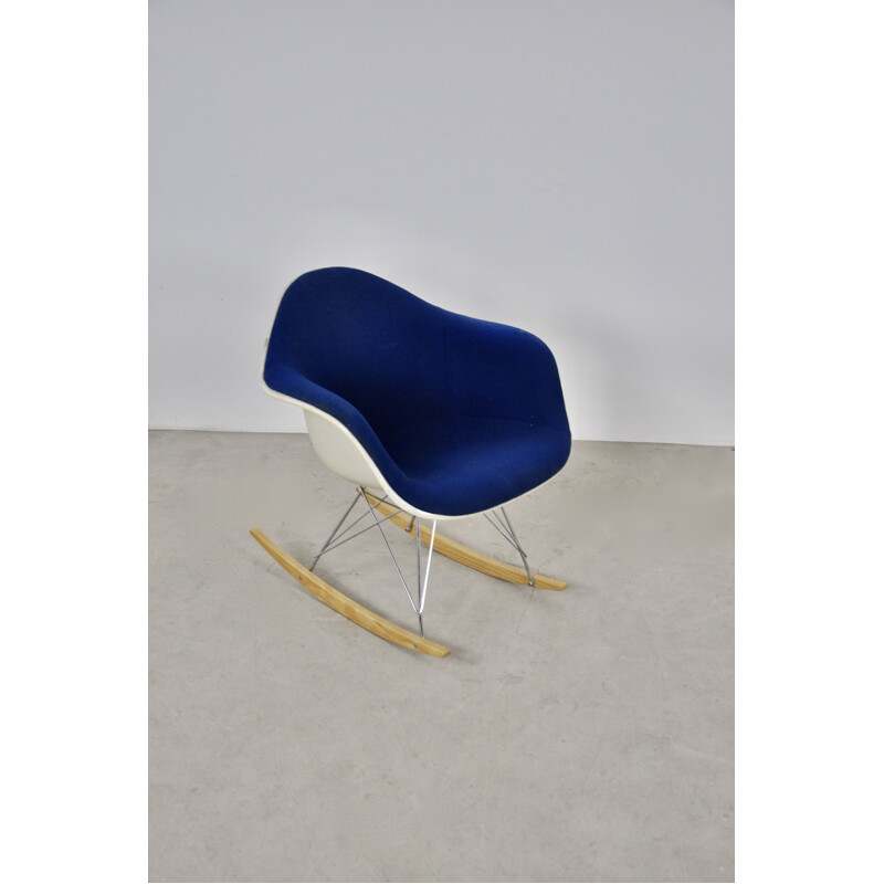 Vintage rocking chair by Charles &Ray Eames for Herman Miller 1960s