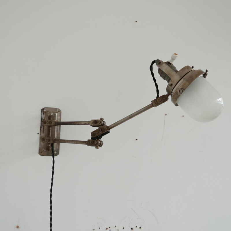 Lampada da parete industriale d'epoca Francia 1930