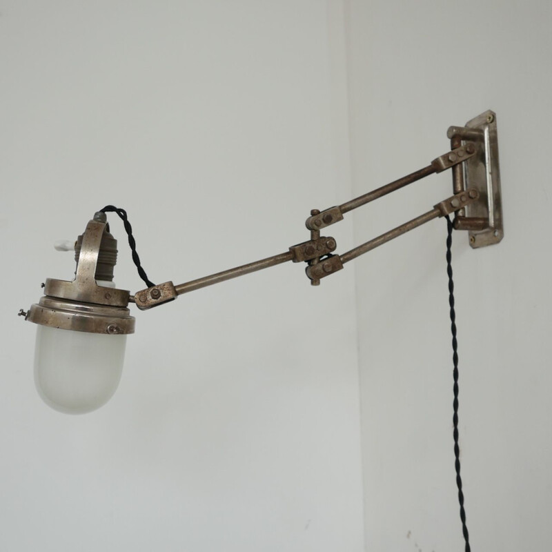 Vintage industriële wandlamp Frankrijk 1930