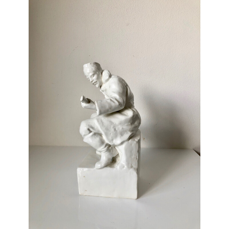 Homme en porcelaine vintage jouant du luth art déco  avec luth, Tchécoslovaquie 1940