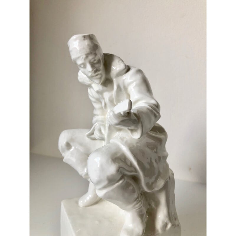 Homme en porcelaine vintage jouant du luth art déco  avec luth, Tchécoslovaquie 1940