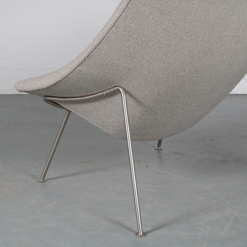 Vintage Oyster chair by Pierre Paulin for Artifort Netherlands 1950s