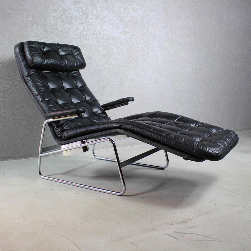 Vintage leather chaise longue by Sam Larsson Sweden 1970s