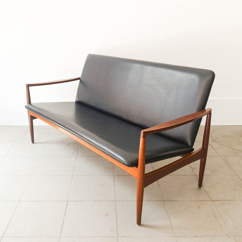 Vintage sofa model Brasil by José Espinho for Olaio Portuga 1960s