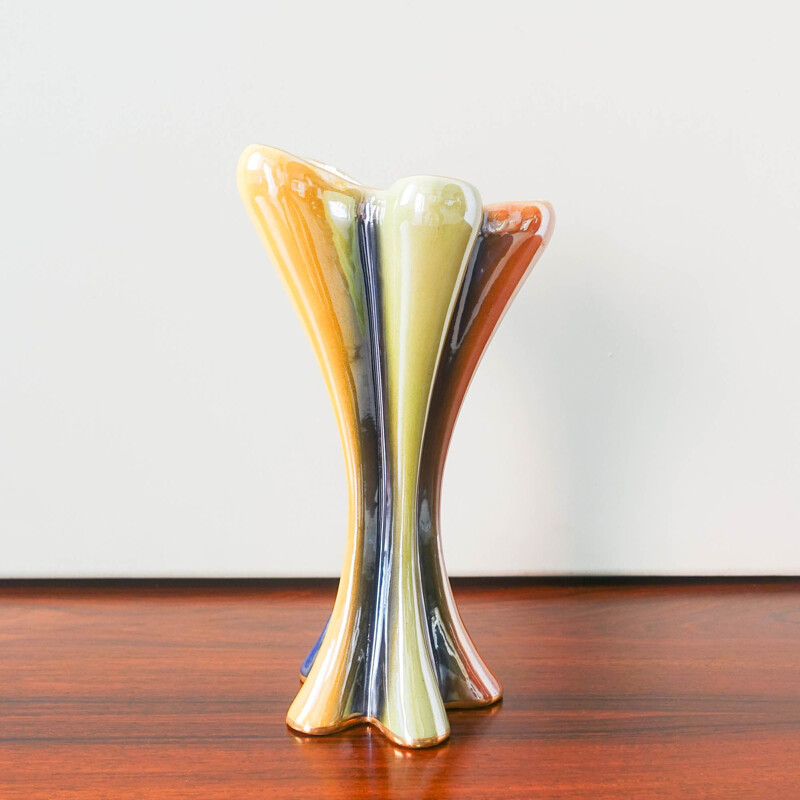 Vintage Rainbow Flower vase model 1169 by Raul da Bernarda Alcobaça Portugal