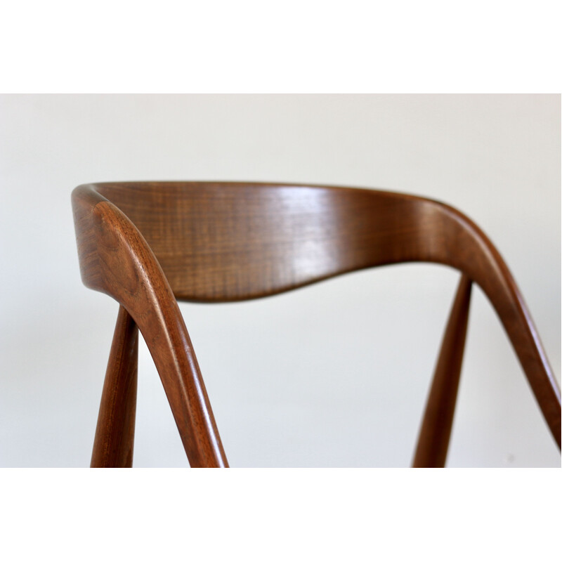 Set of 4 vintage Scandinavian teak chairs by Johannes Andersen 1960s