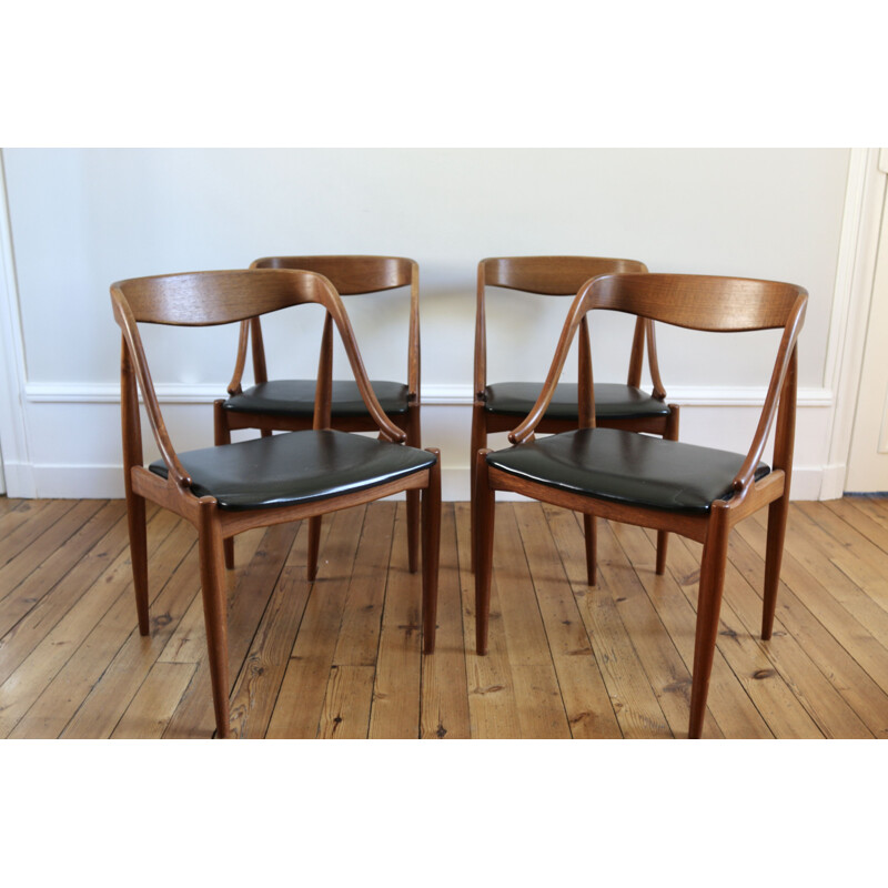 Série de 4 chaises vintage scandinaves teck par Johannes Andersen 1960