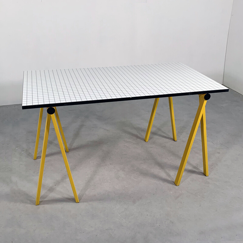 Bureau à tréteaux vintage jaune de Rodney Kinsman pour Bieffeplast 1980