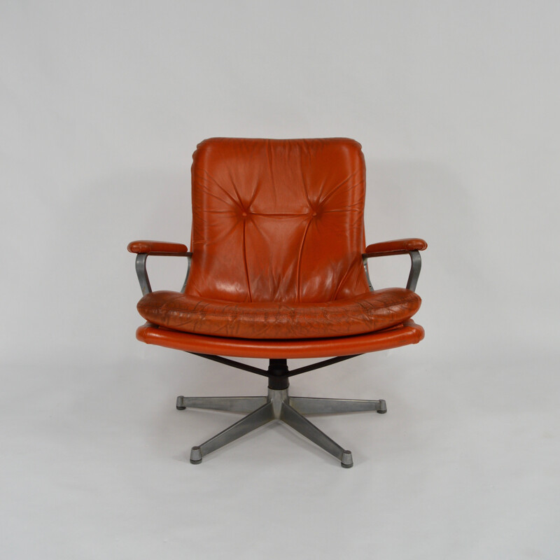 Strässle swivel desk chair in orange leather and aluminium, Andre VANDENBEUCK - 1960s