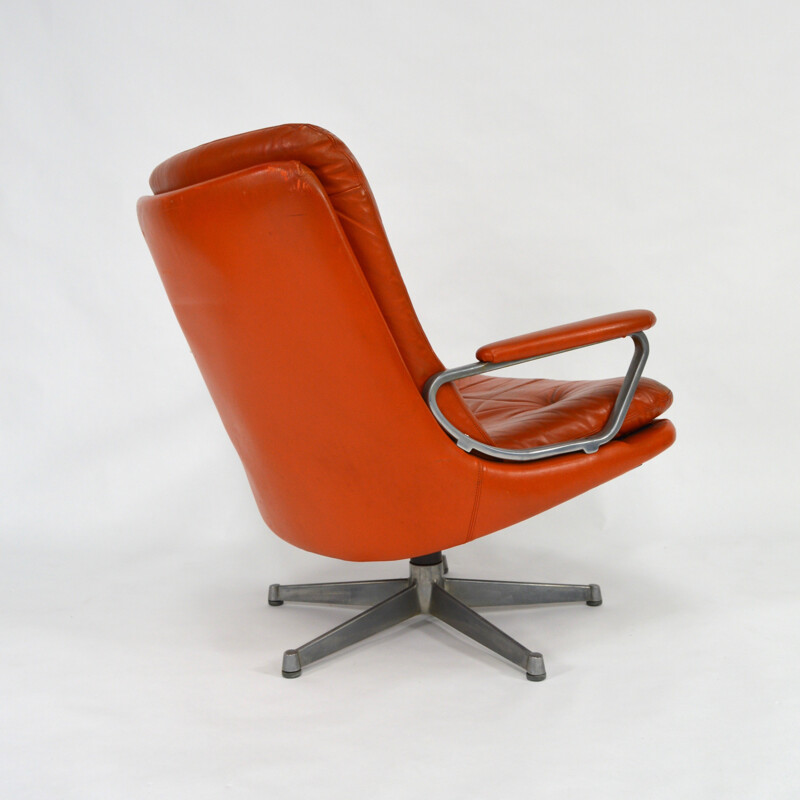 Strässle swivel desk chair in orange leather and aluminium, Andre VANDENBEUCK - 1960s