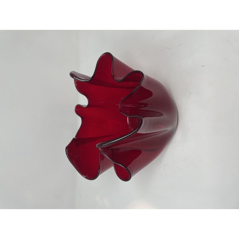 Vase Fazzoletto vintage en verre de Murano rouge par Fulvio Bianconi pour Venini 1950