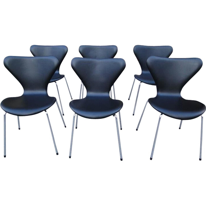 Set of 6 Fritz Hansen "3107" in black leather, Arne JACOBSEN - 1970s