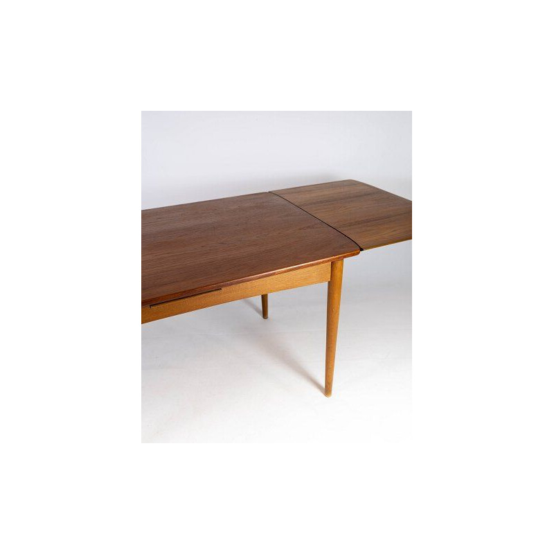 Vintage teakhouten tafel met verlengstukken en eiken poten Denemarken 1960