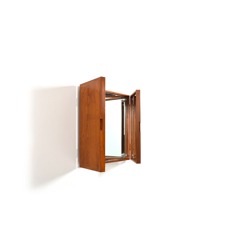 Mid century three-leaf teak mirror with brass hinge by Peter Hvidt & Orla Mølgaard  1950s