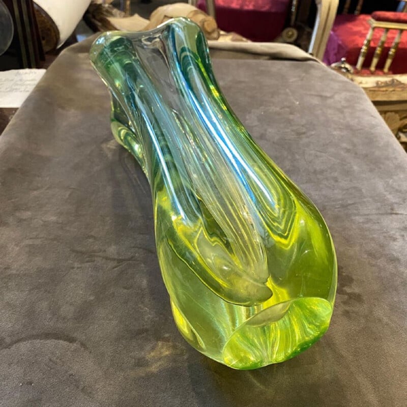 Vase vintage en verre de Murano vert style moderne par Seguso 1960