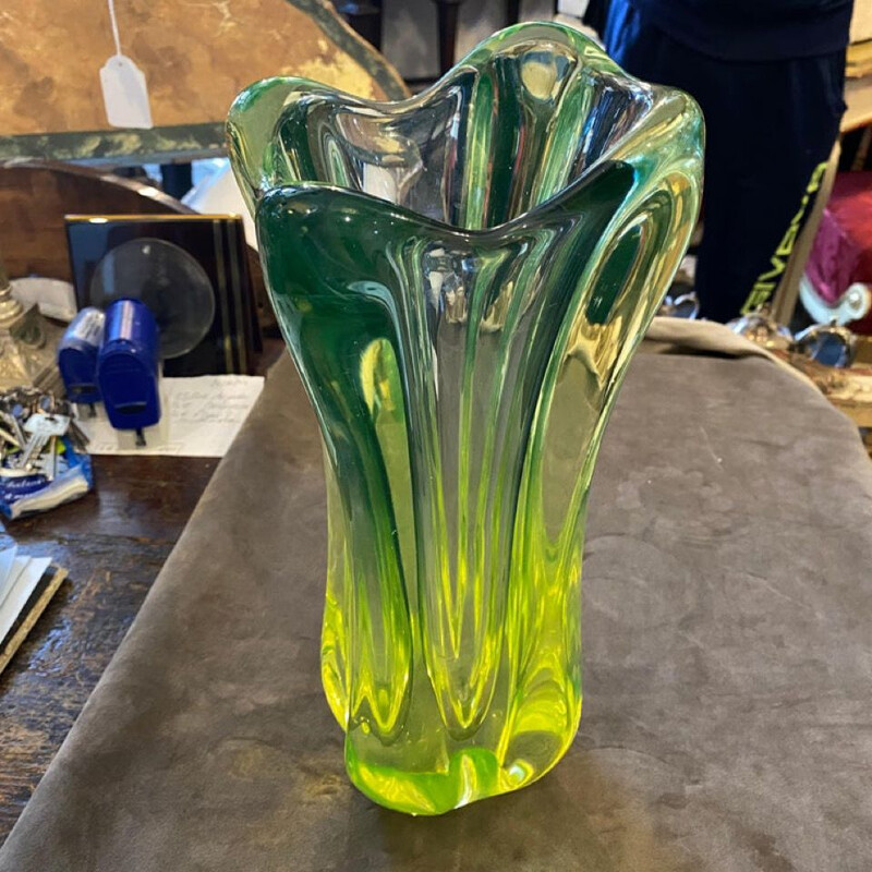 Mid century modern green Murano glass vase by Seguso 1960s