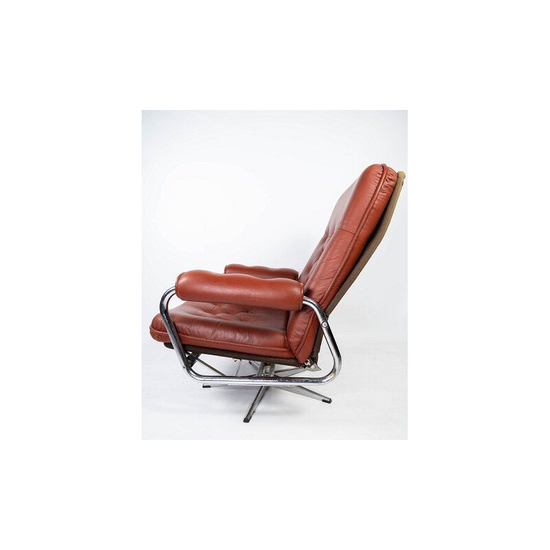 Fauteuil vintage tapissé de cuir rouge et structure en métal, Danemark 1960