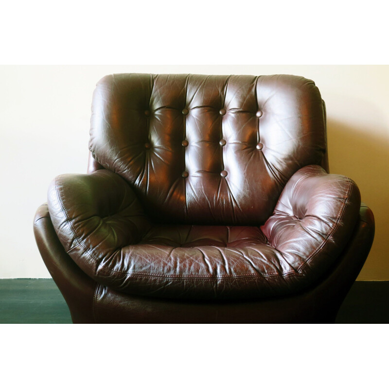 Vintage Pod leather club chair Brazil 1960s