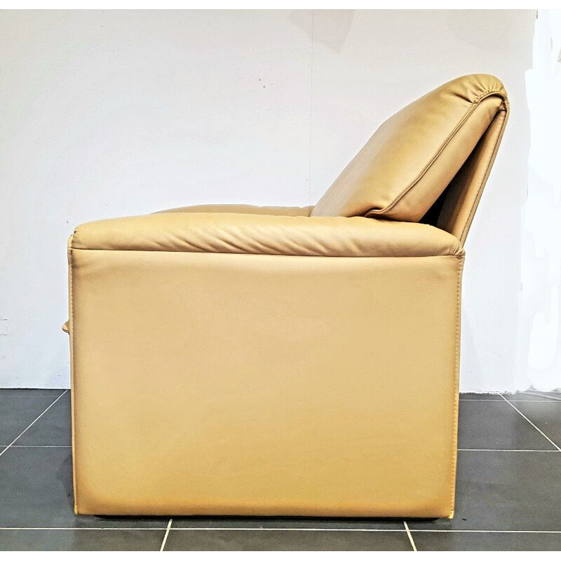 Vintage Bora Bora armchair in leather by Leolux