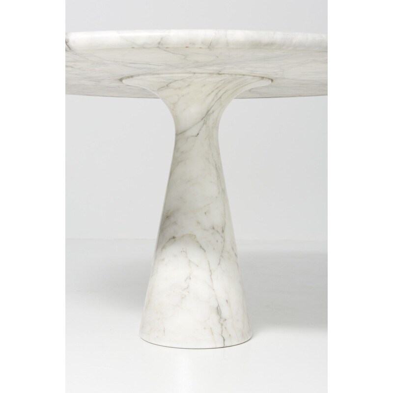 Vintage pedestal table by Angelo Mangiarotti for Skipper Italy 1970s