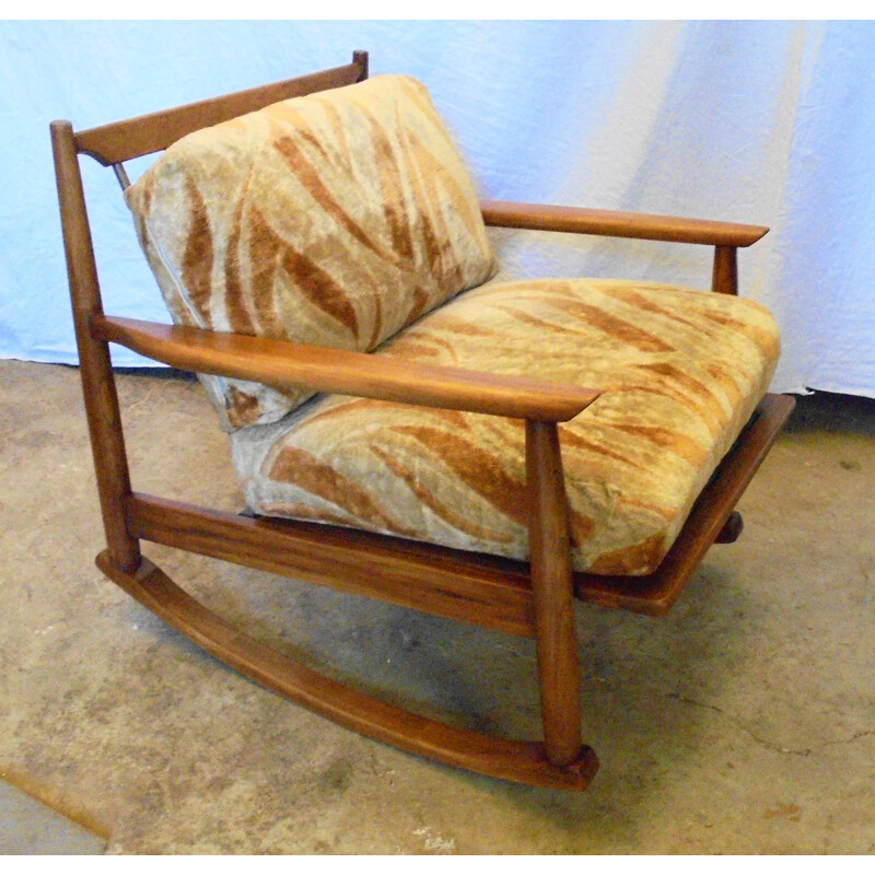 Vintage armchair radiant 1970s
