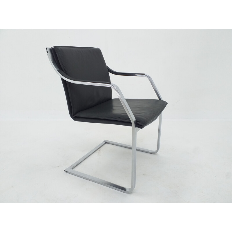 Vintage leather armchair from the Walter Knoll collection by Rudolf B. Glatzel 1980s