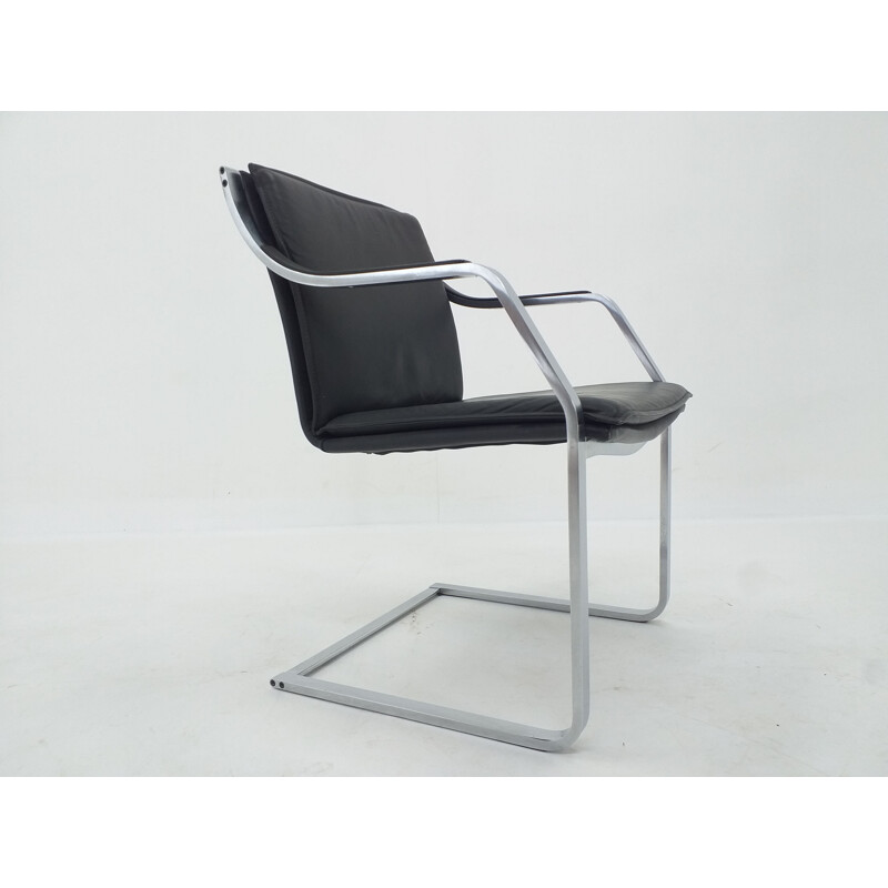 Vintage leather armchair from the Walter Knoll collection by Rudolf B. Glatzel 1980s