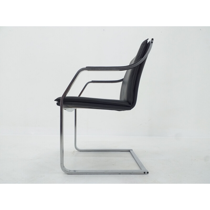 Vintage leather armchair from the Walter Knoll collection by Rudolf B. Glatzel 1980s