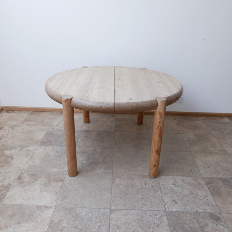 Mid century circular pine  dining table by Rainer Daumiller for Hirtshals Savværk Sweden, 1970s