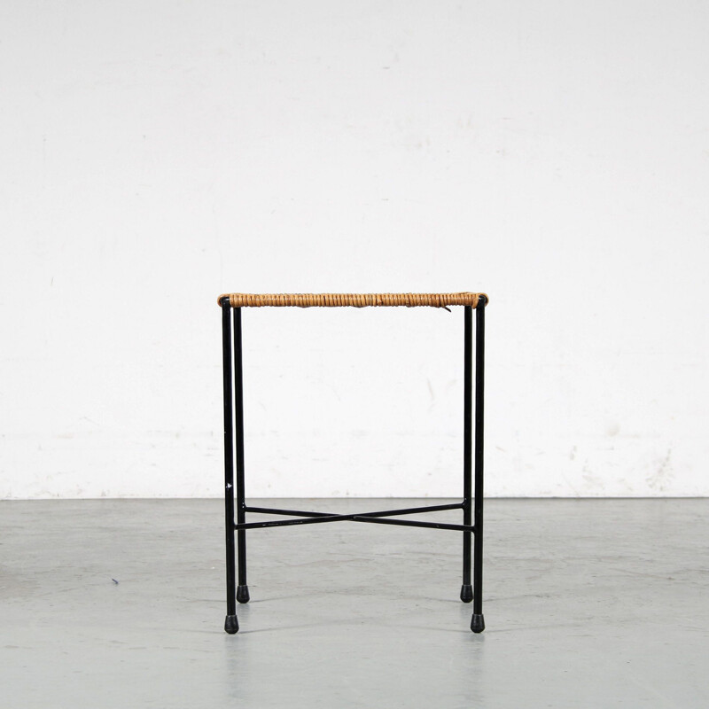 Tabouret vintage en métal tubulaire mince laqué noir par Carl Auböck Autriche 1950s