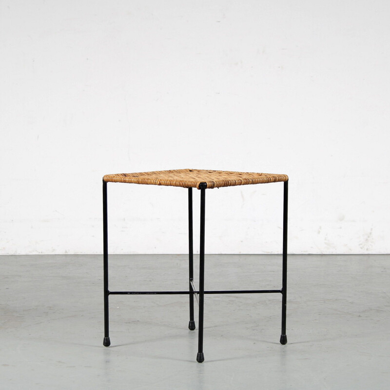 Tabouret vintage en métal tubulaire mince laqué noir par Carl Auböck Autriche 1950s