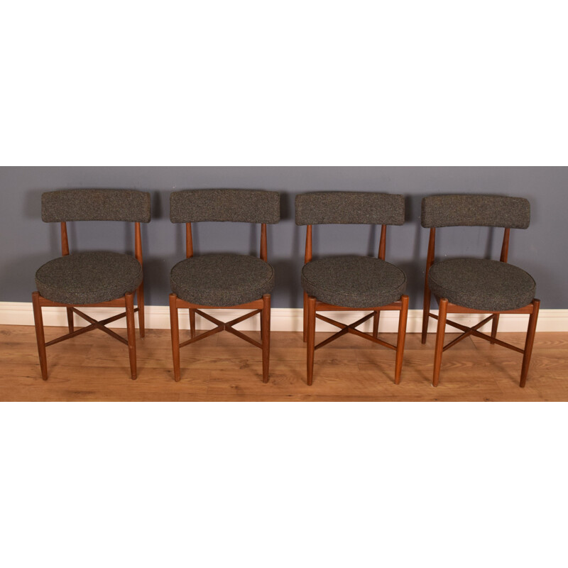 Set of vintage round teak fresco table and 4 chairs by Victor Wilkins for G Plan, 1960s