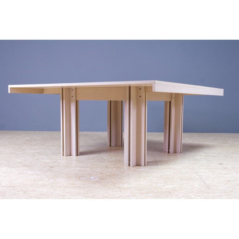 Grande table Vintage italienne Quatour par Carlo Scarpa pour Gavina 1974