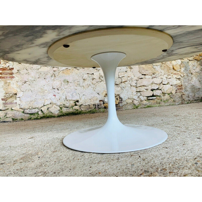 Table basse ovale vintage Eero Saarinen, Tulipe par Knoll International circa 1970