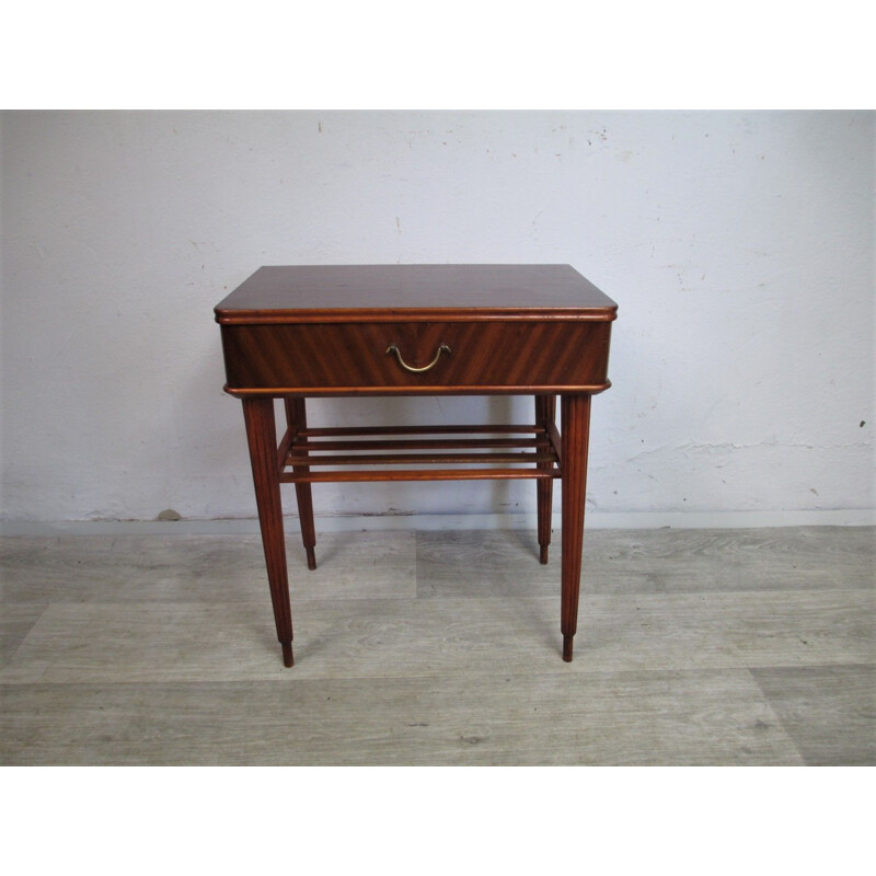 Mid centuty side table veneered in mahogan, 1960s