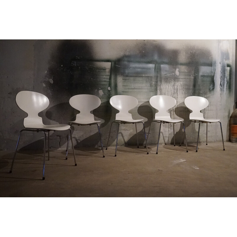 Ensemble de 5 chaises fourmi vintage par Arne Jacobsen pour Fritz Hansen, 1950s