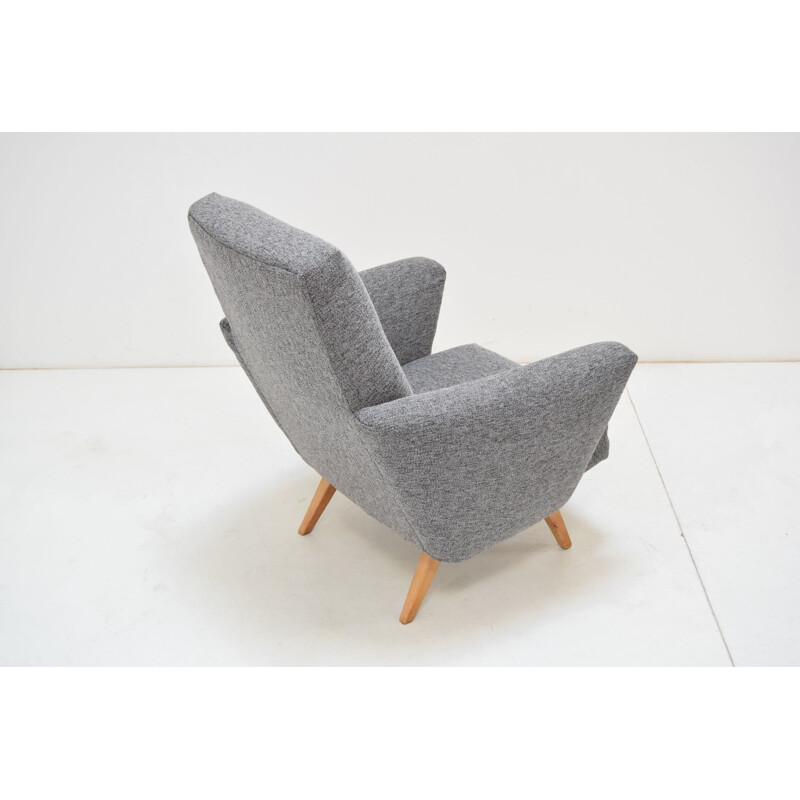 Vintage armchair in fabric and wood, Czechoslovakia 1960