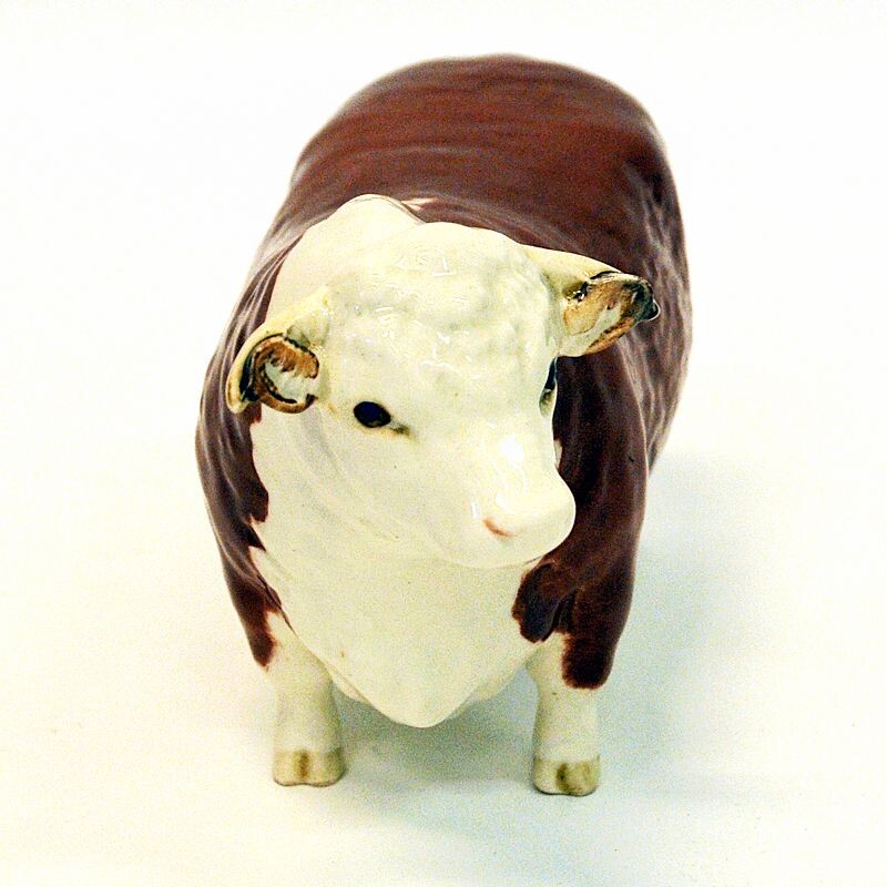 Vintage ceramic Hereford bull by Arthur Gredington for Beswick, England 1950s