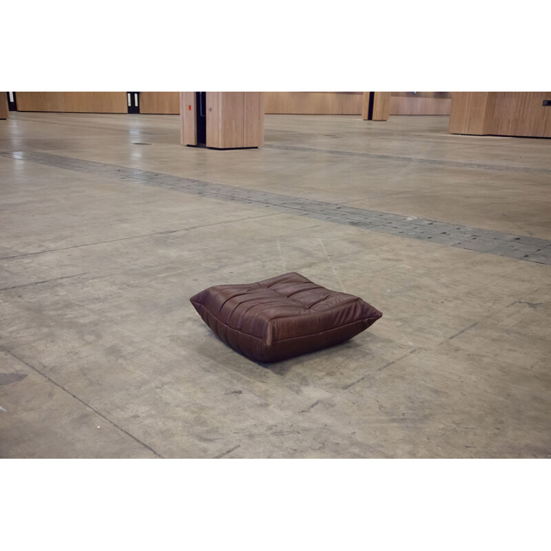 Vintage Togo pouf for Ligne Roset in chocolate brown leather, 1970