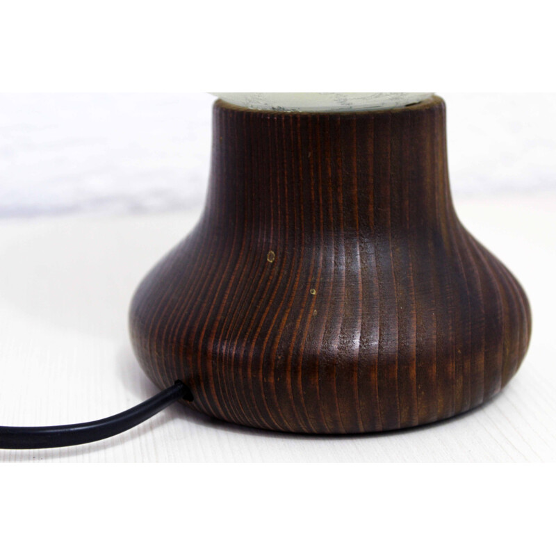 Lampe de table vintage en bois et verre opalin, 1970-1980