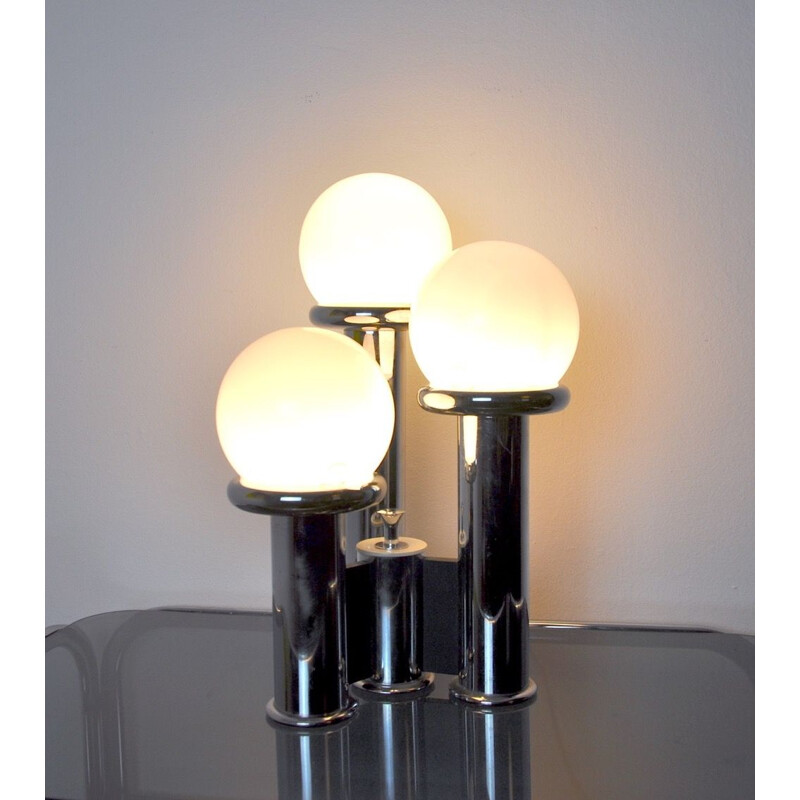 Lampe de table Space Age vintage à 3 opalines, Italie 1970